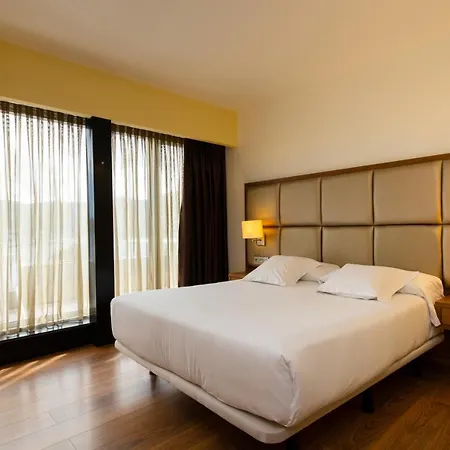 Hotell Thalasso Cantabrico Sirenas 4 Superior 4*