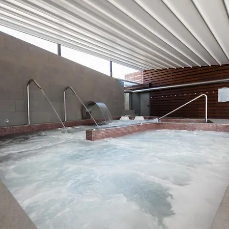 Thalasso Cantabrico Sirenas 4 Superior 酒店 4*
