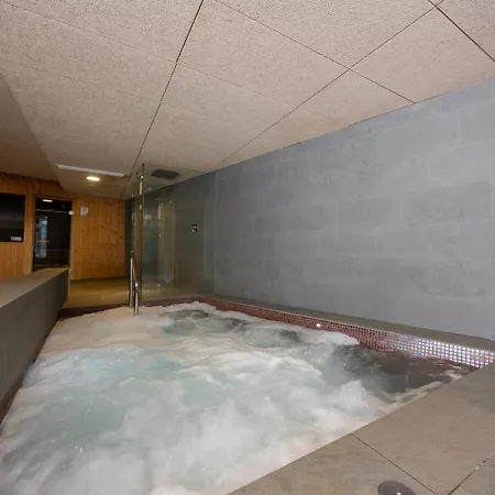 Thalasso Cantabrico Sirenas 4 Superior 酒店 比韦罗