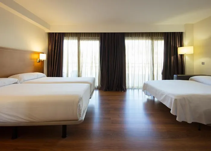 Thalasso Cantabrico Sirenas 4 Superior 酒店 4*