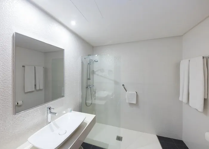 Thalasso Cantabrico Sirenas 4 Superior 酒店 4*