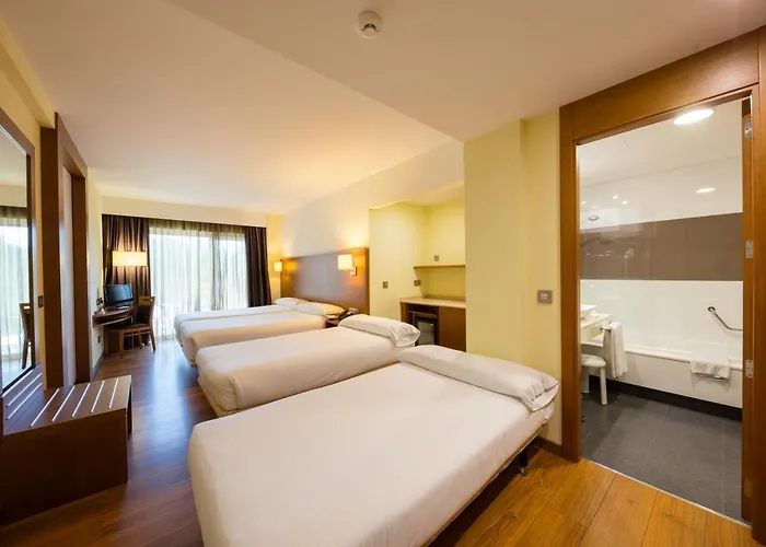 Thalasso Cantabrico Sirenas 4 Superior 酒店 4*