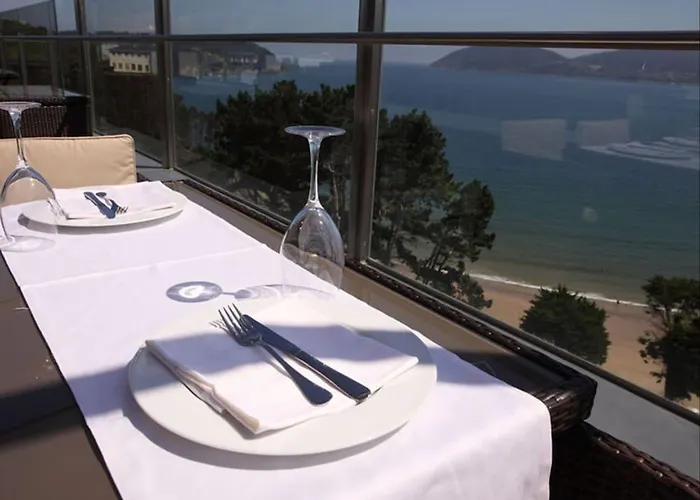 Thalasso Cantabrico Sirenas 4 Superior 酒店 比韦罗