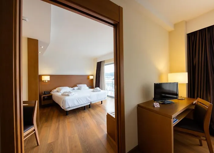 Thalasso Cantabrico Sirenas 4 Superior 酒店