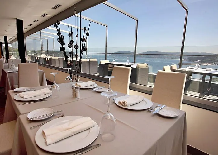 Thalasso Cantabrico Sirenas 4 Superior 酒店 比韦罗